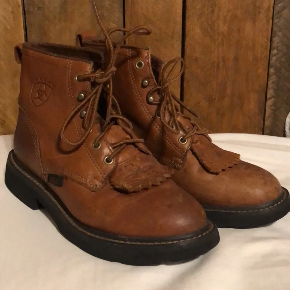 Womens Ariat lace up boots - Picture 1 of 6
